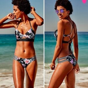 Victoria's Secret PINK | Floral Push Up Crossback Scoop Bikini Top | Size Small